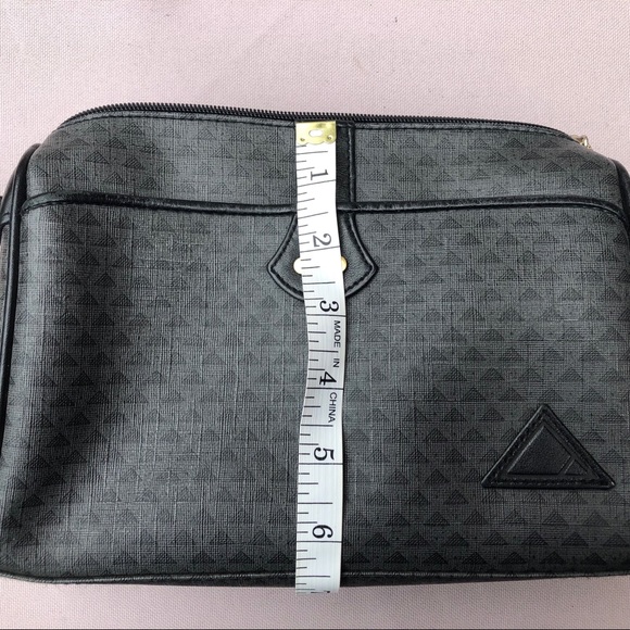 LIZ CLAIBORNE Black Crossbody Bag 1980s vintage fun! - Picture 10 of 13